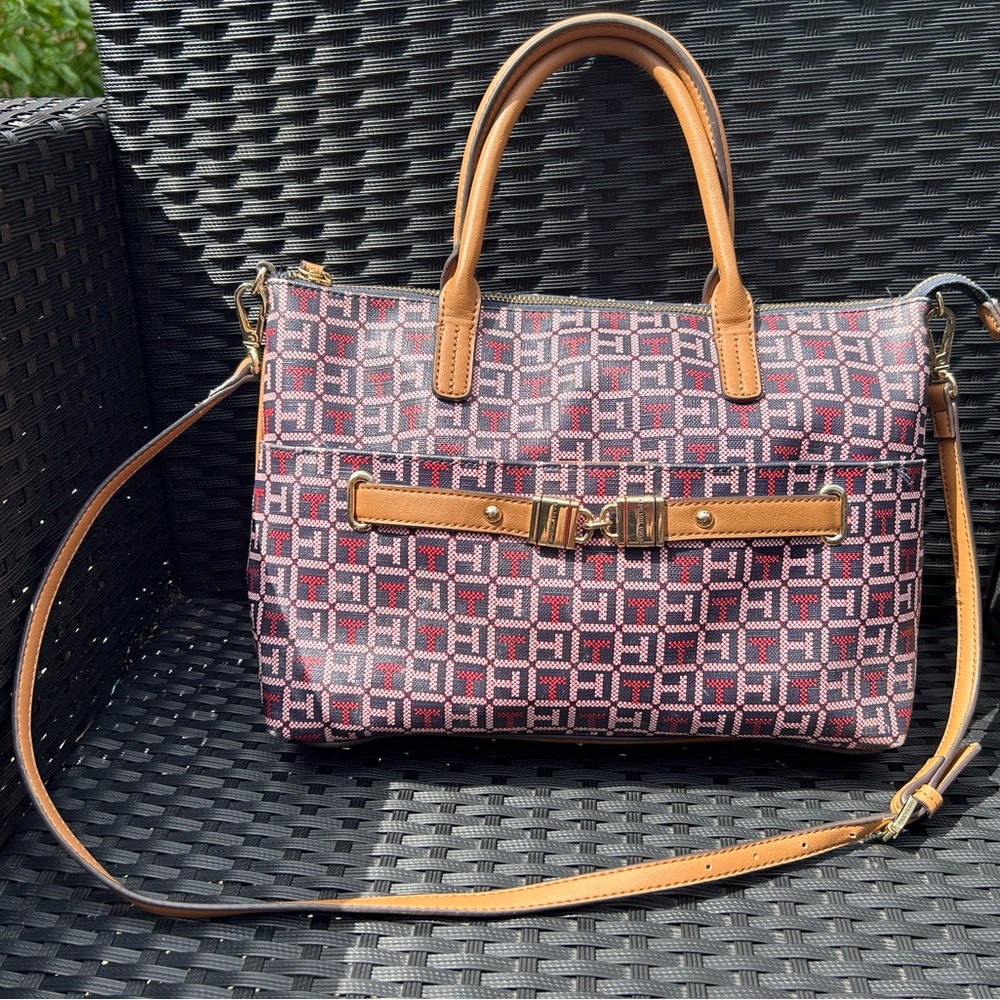 Tommy Hilfiger Purse